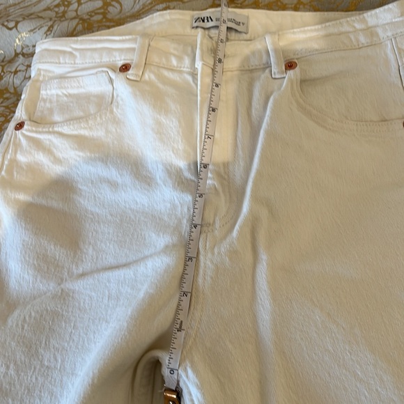Zara White Jean - Picture 5 of 6